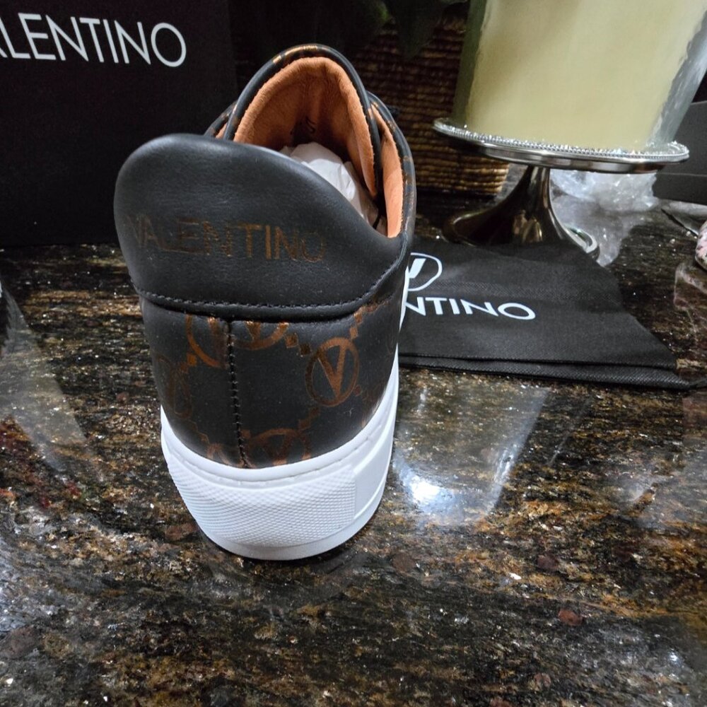 NWT/NIB Woman's Authentic Valentino Beatrice Black Leather Mono Embossed Shoes - Picture 7 of 14
